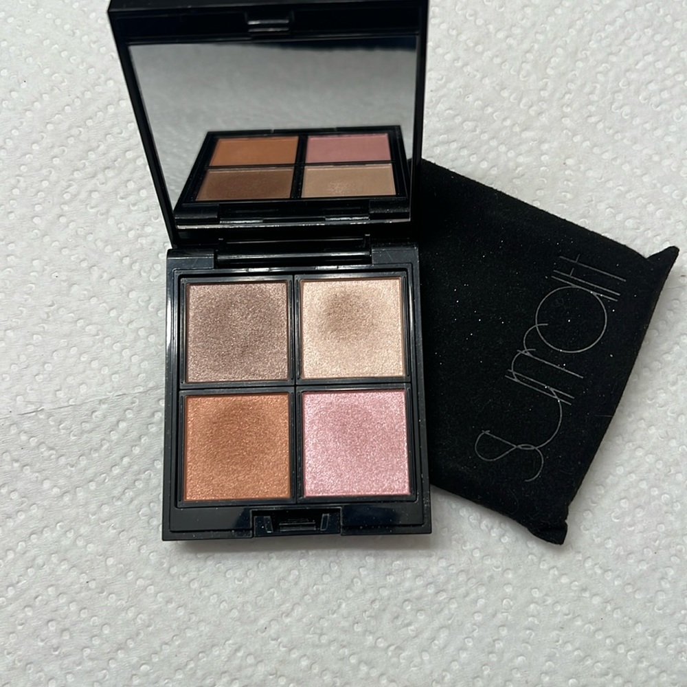 Surrat Eyeshadow Palette including: Soei, Zibeline, Ingenue, Ma-Peche